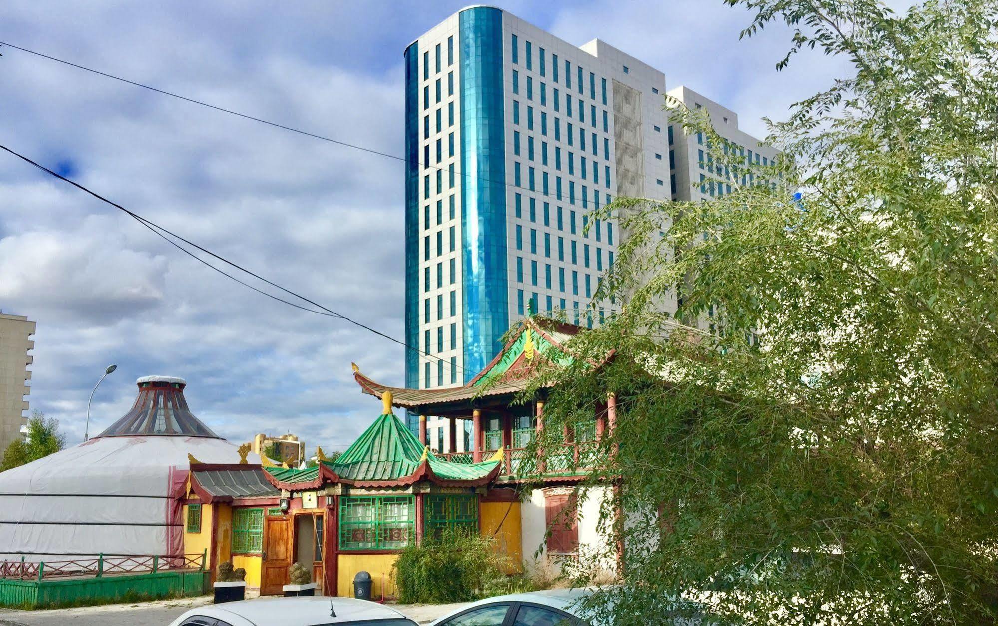 Travel Mongolia Guesthouse อูลานบาตอร์ ภายนอก รูปภาพ