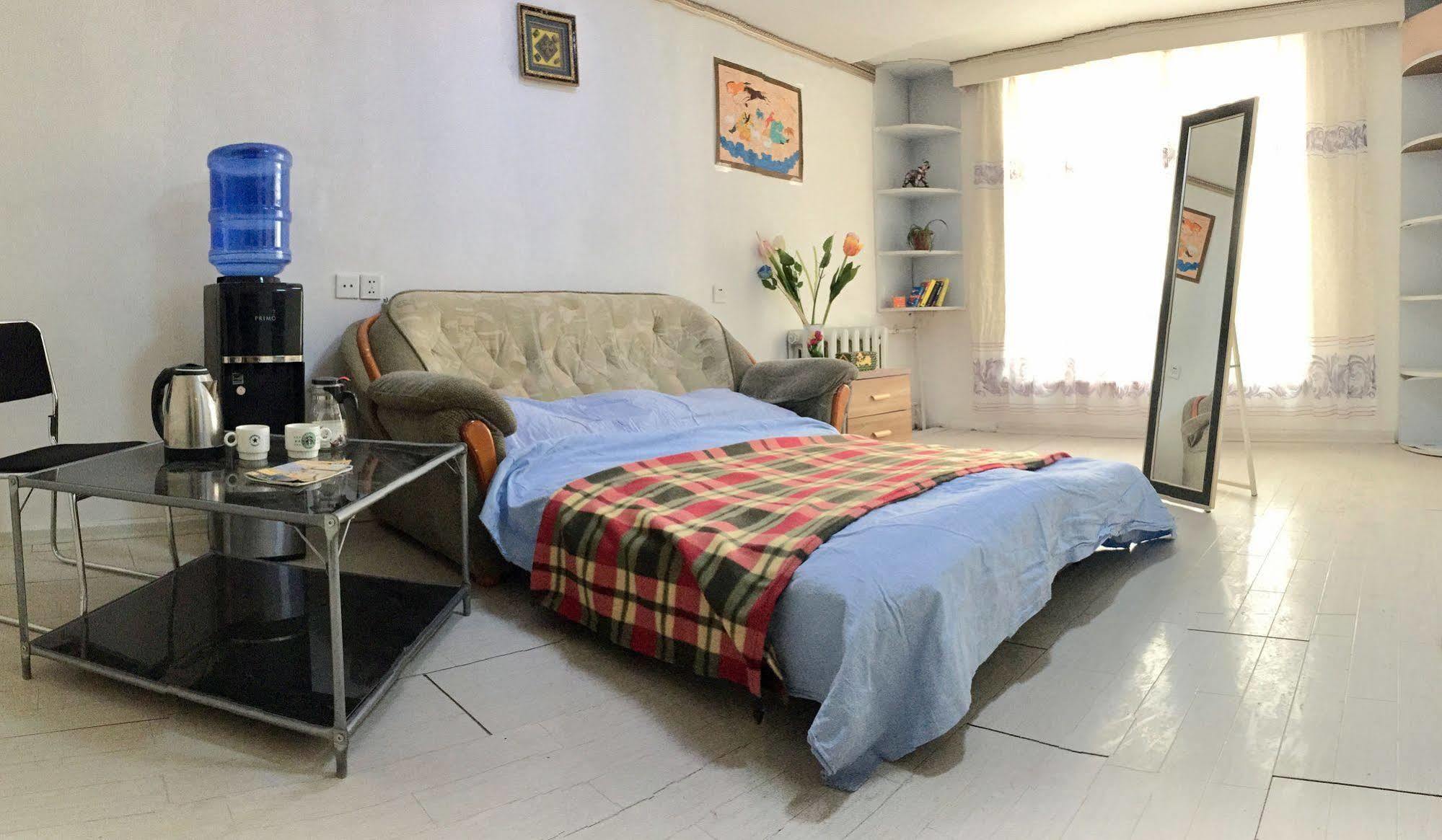 Travel Mongolia Guesthouse อูลานบาตอร์ ภายนอก รูปภาพ